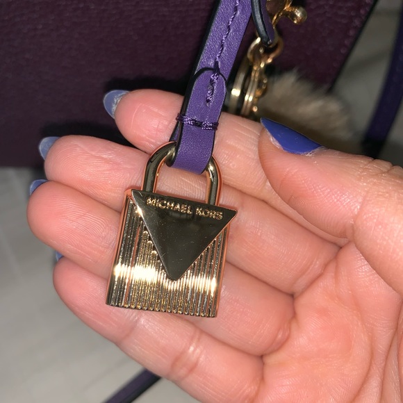 Michael Kors Mercer mini purple bag - Picture 8 of 8